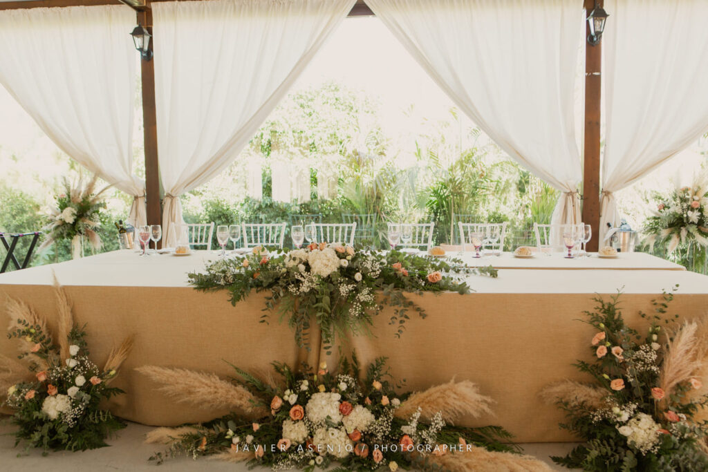 Decoración vintage para bodas en bodegas históricas